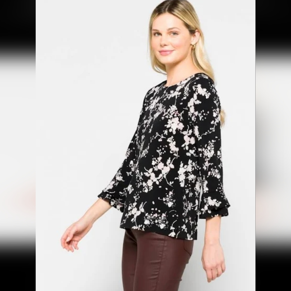 Karl Lagerfeld Paris Yessie Trumpet Sleeve Top. Size Petite Small - Picture 2 of 7
